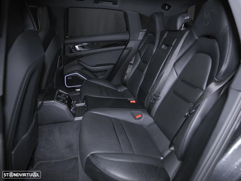 Porsche Panamera Sport Turismo 4S E-Hybrid - 15