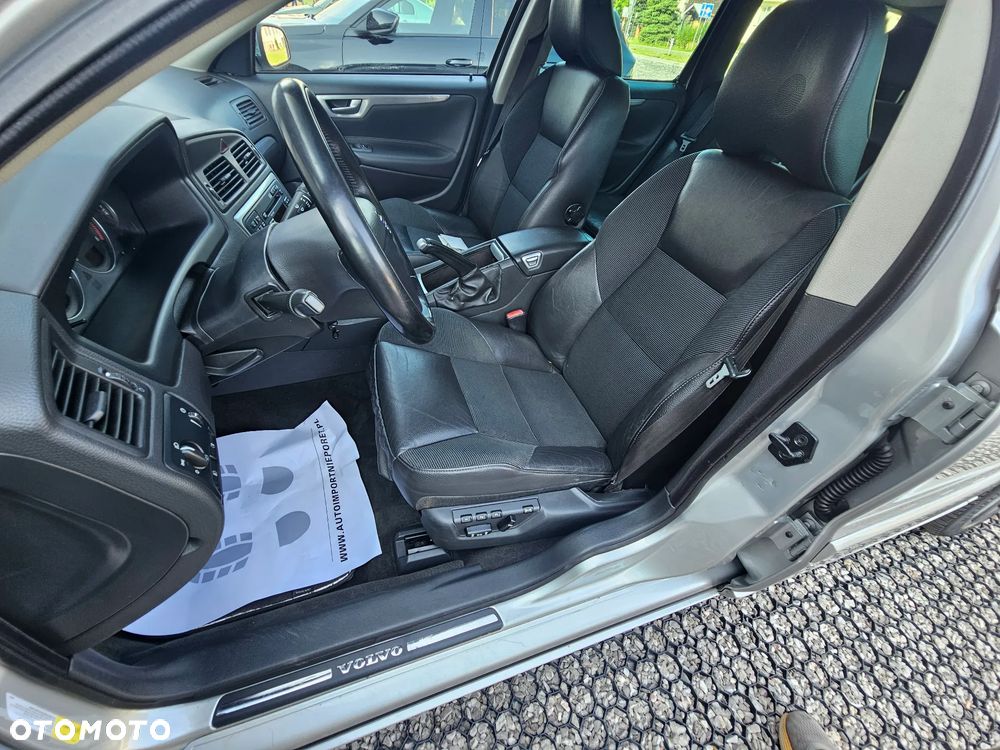 Volvo V70 2.5T AWD Edition Sport - 15
