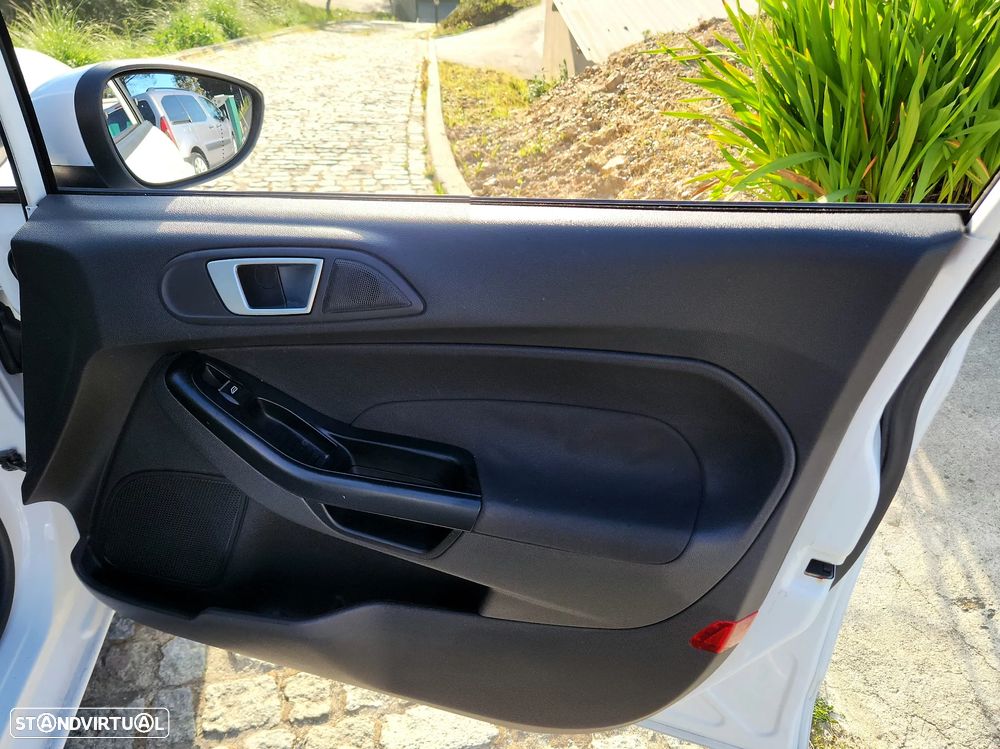 Ford Fiesta 1.0 Ti-VCT Titanium - 20