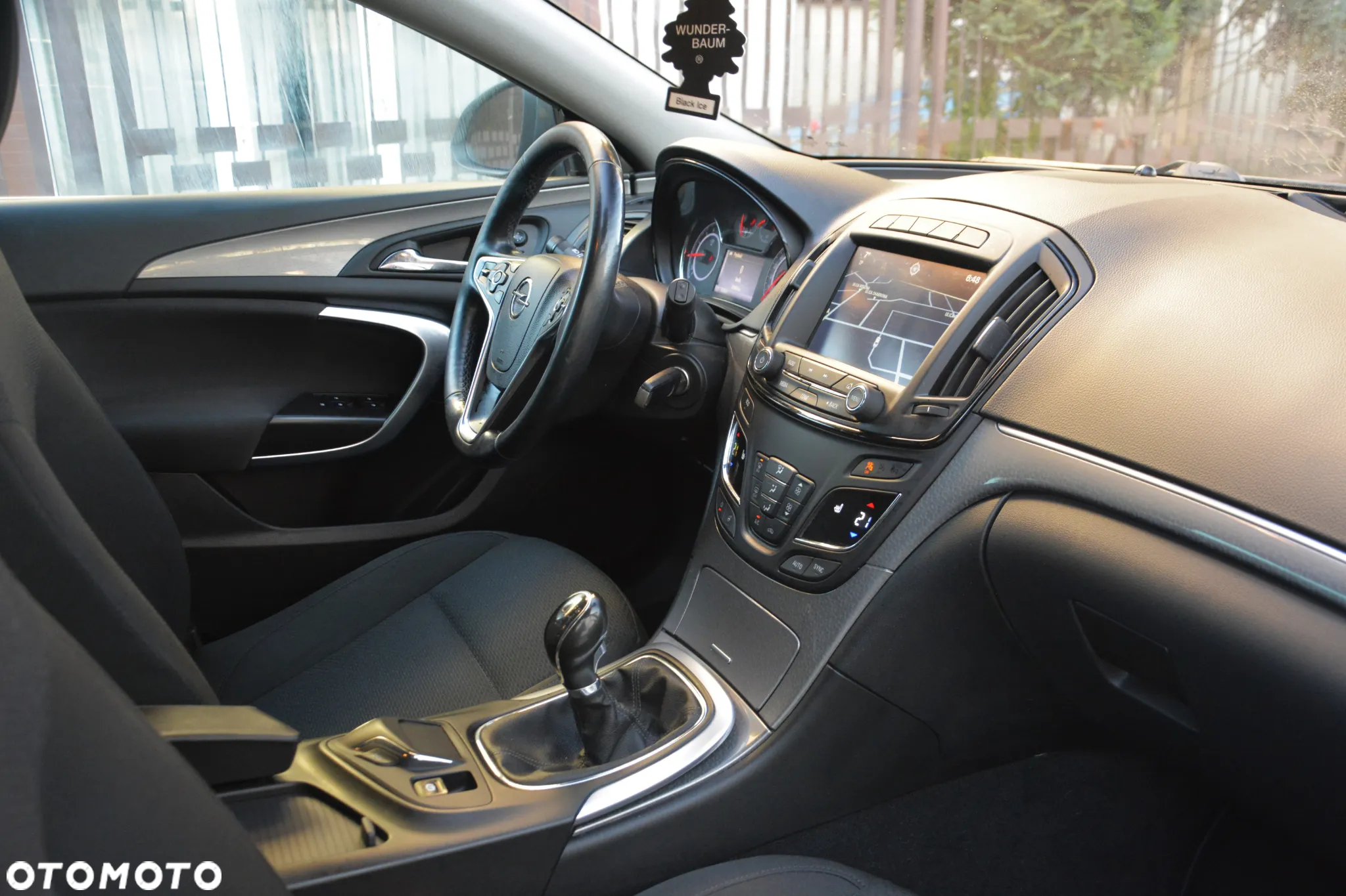 Opel Insignia - 32