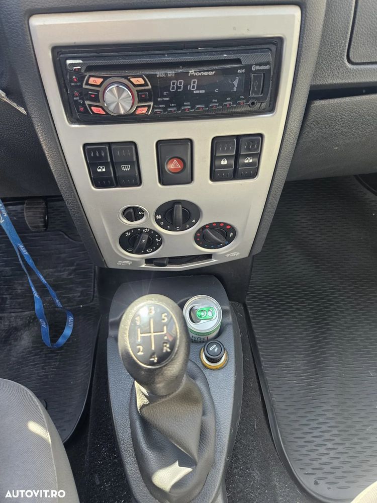 Dacia Logan - 8