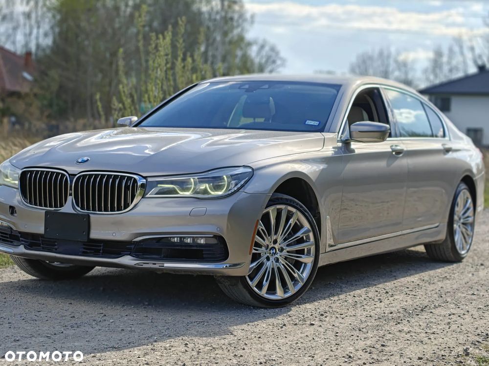BMW Seria 7 750Li Edition Exclusive - 25