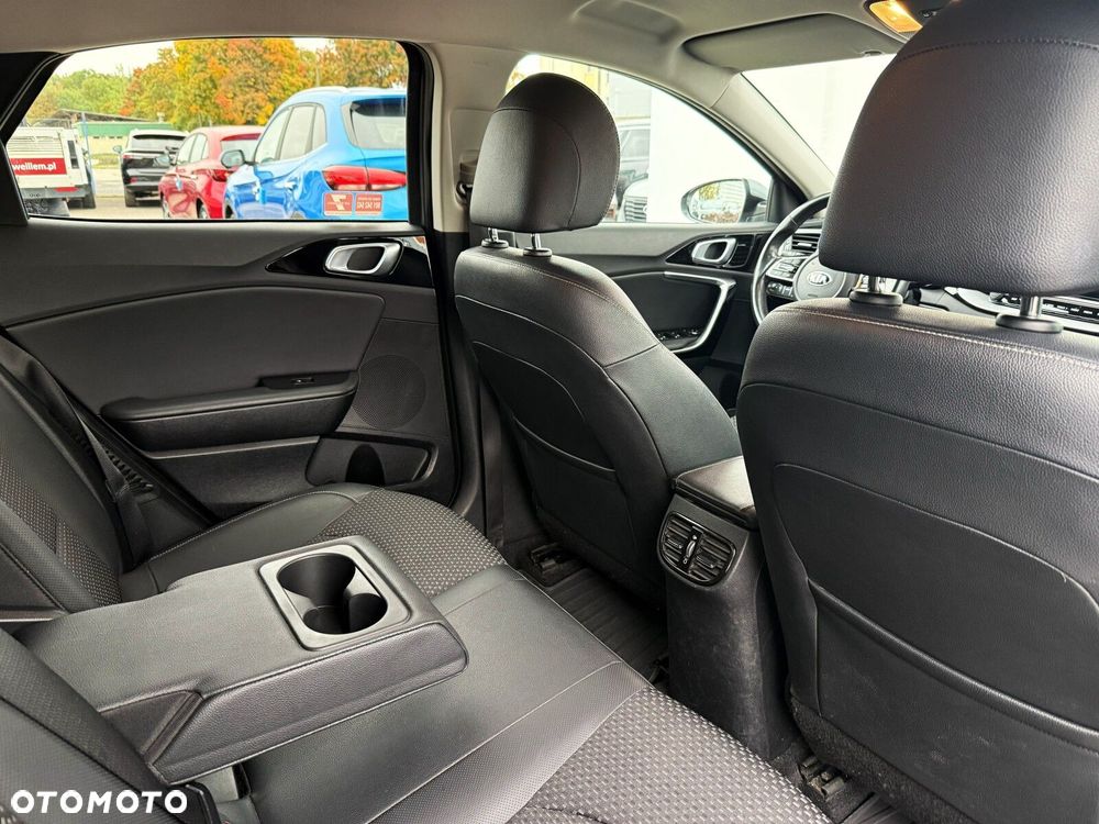Kia XCeed 1.6 GDI PHEV L Business Line DCT - 27