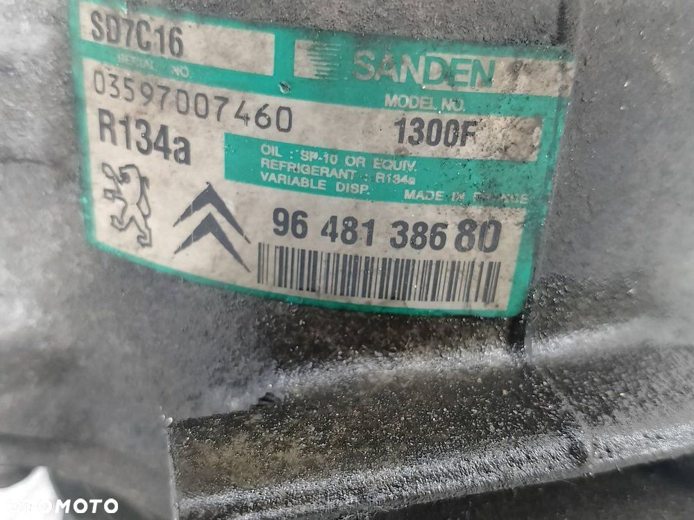 POMPA, SPRĘŻARKA KLIMATYZACJI PEUGEOT 407 SW 9648138680 1.8 16V - 3