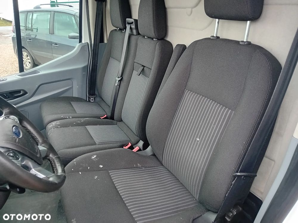 Ford Transit - 17