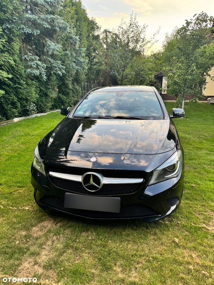 Mercedes-Benz CLA 180 - 1