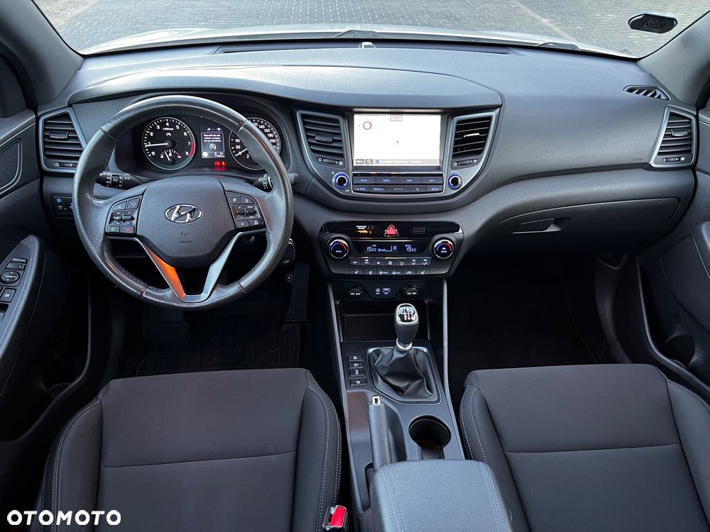 Hyundai Tucson 1.6 GDi Style 2WD - 24