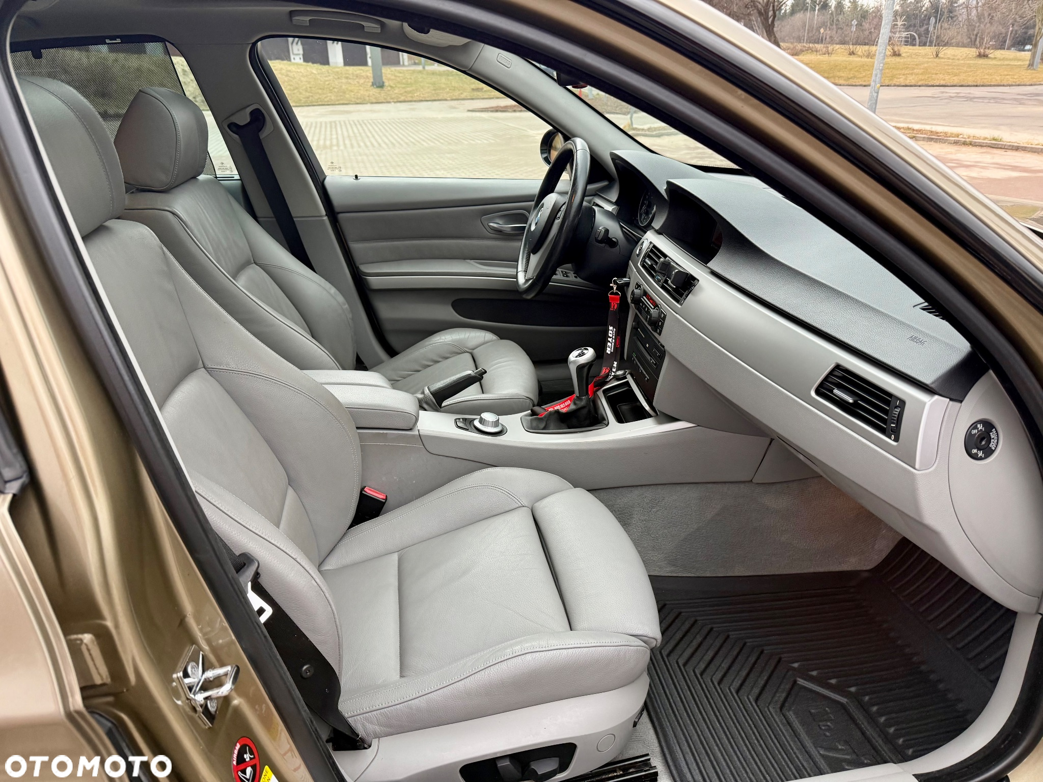 BMW Seria 3 325xi - 18
