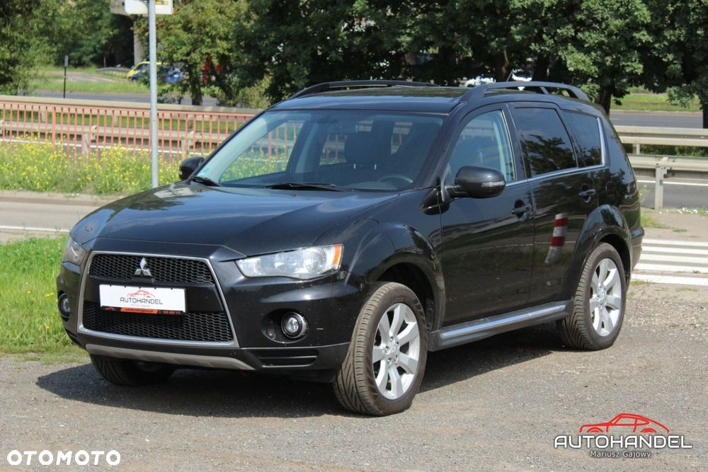 Mitsubishi Outlander - 4