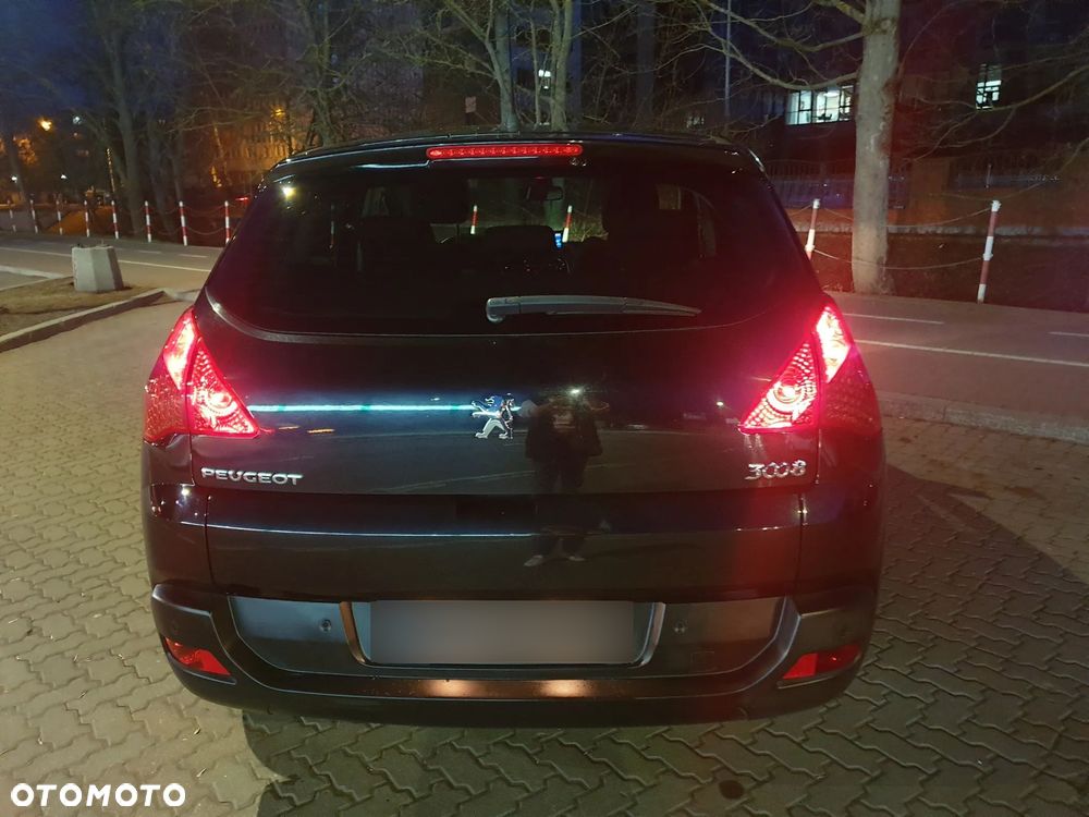 Peugeot 3008 1.6 HDi Active - 11