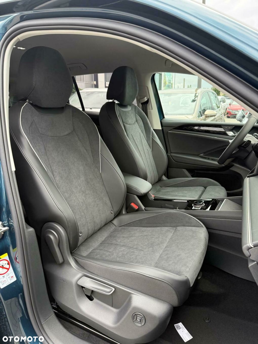 Volkswagen Tiguan - 14