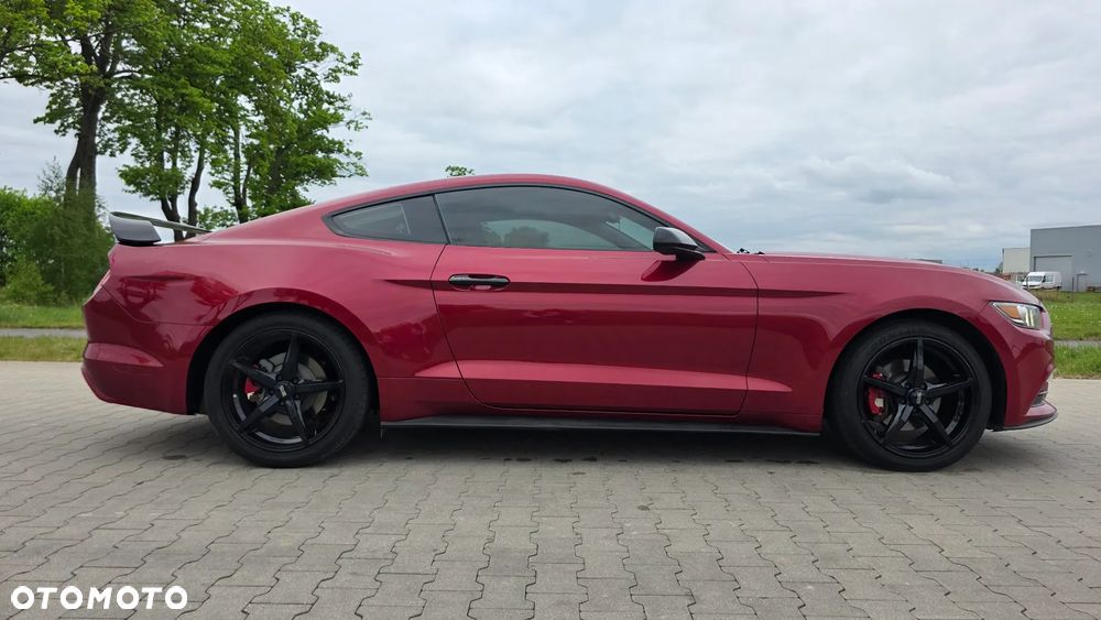 Ford Mustang 3.7 V6 Premium - 4