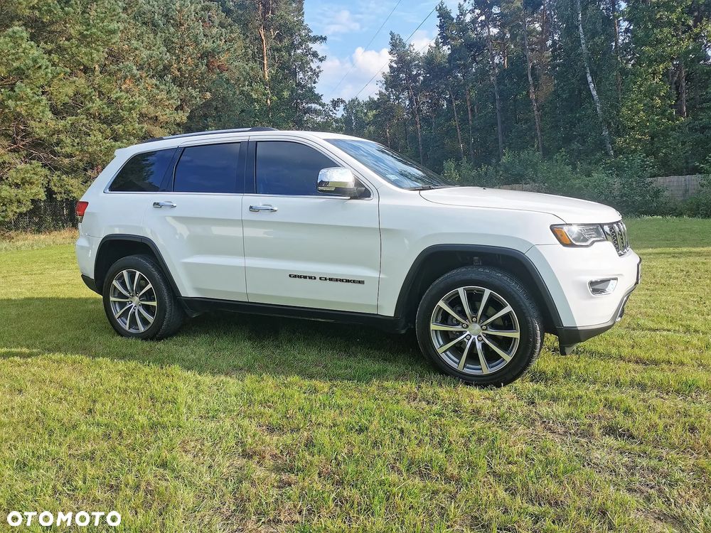 Jeep Grand Cherokee - 1