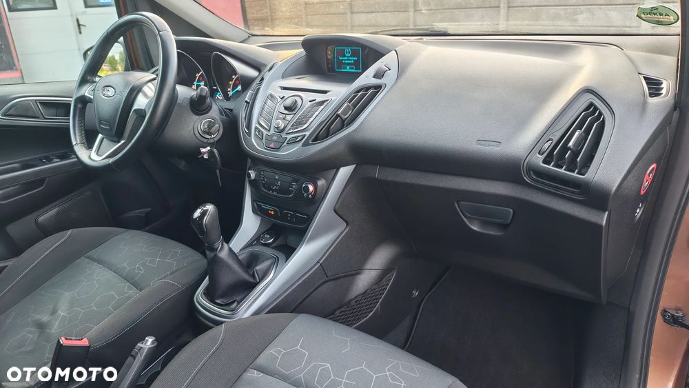 Ford B-MAX - 32