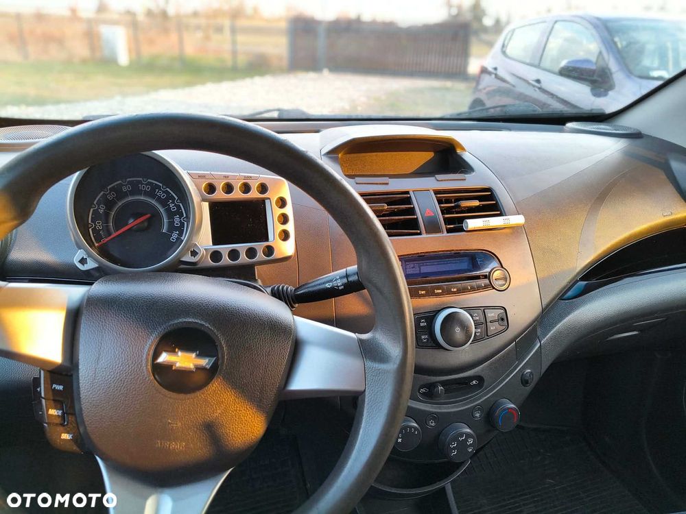 Chevrolet Spark - 5