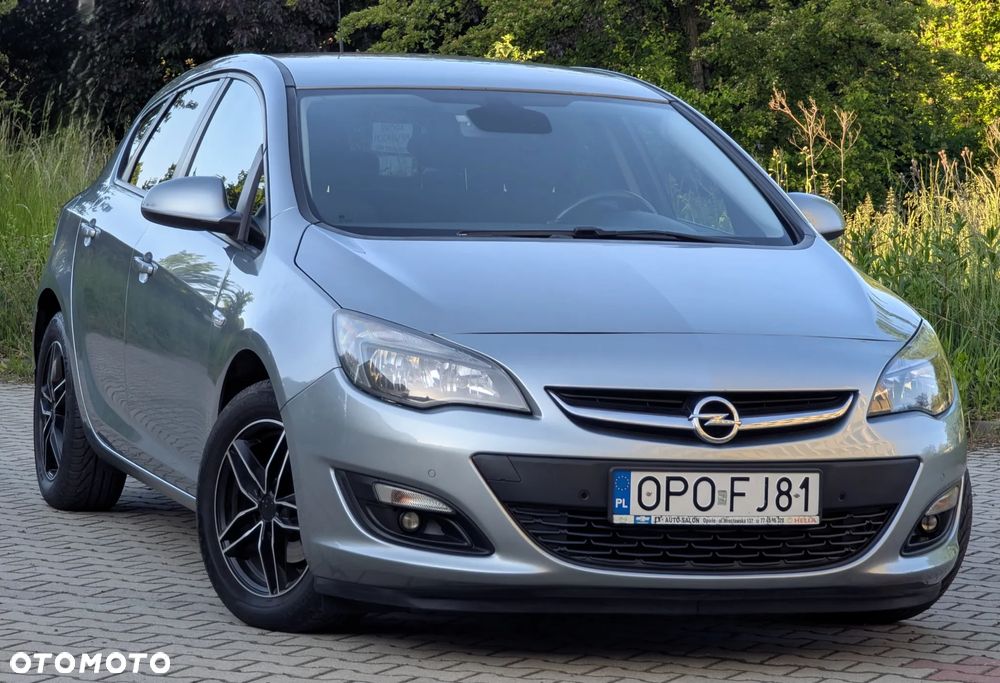 Opel Astra 1.4 T Enjoy - 10