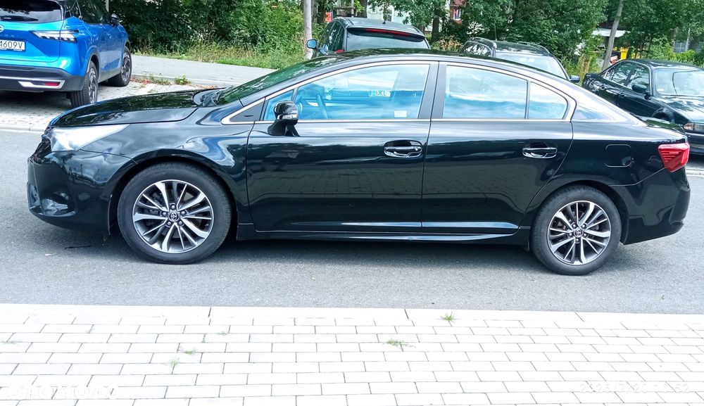 Toyota Avensis - 6