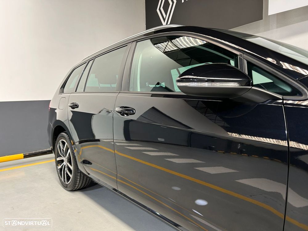 VW Golf Variant 1.6 TDi Confortline - 12