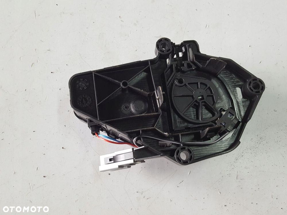 VOLVO XC60 I LIFT 13-17r DOCIĄG KLAPY BAGAŻNIKA 31440645 - 2