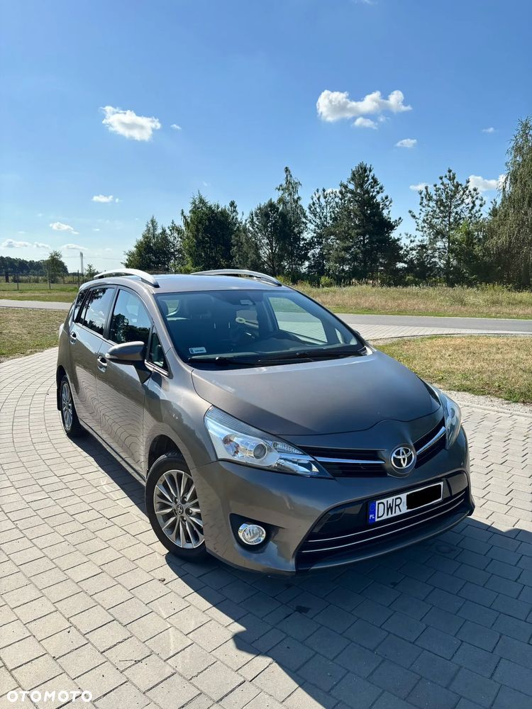Toyota Verso 1.8 Premium EU6 - 1