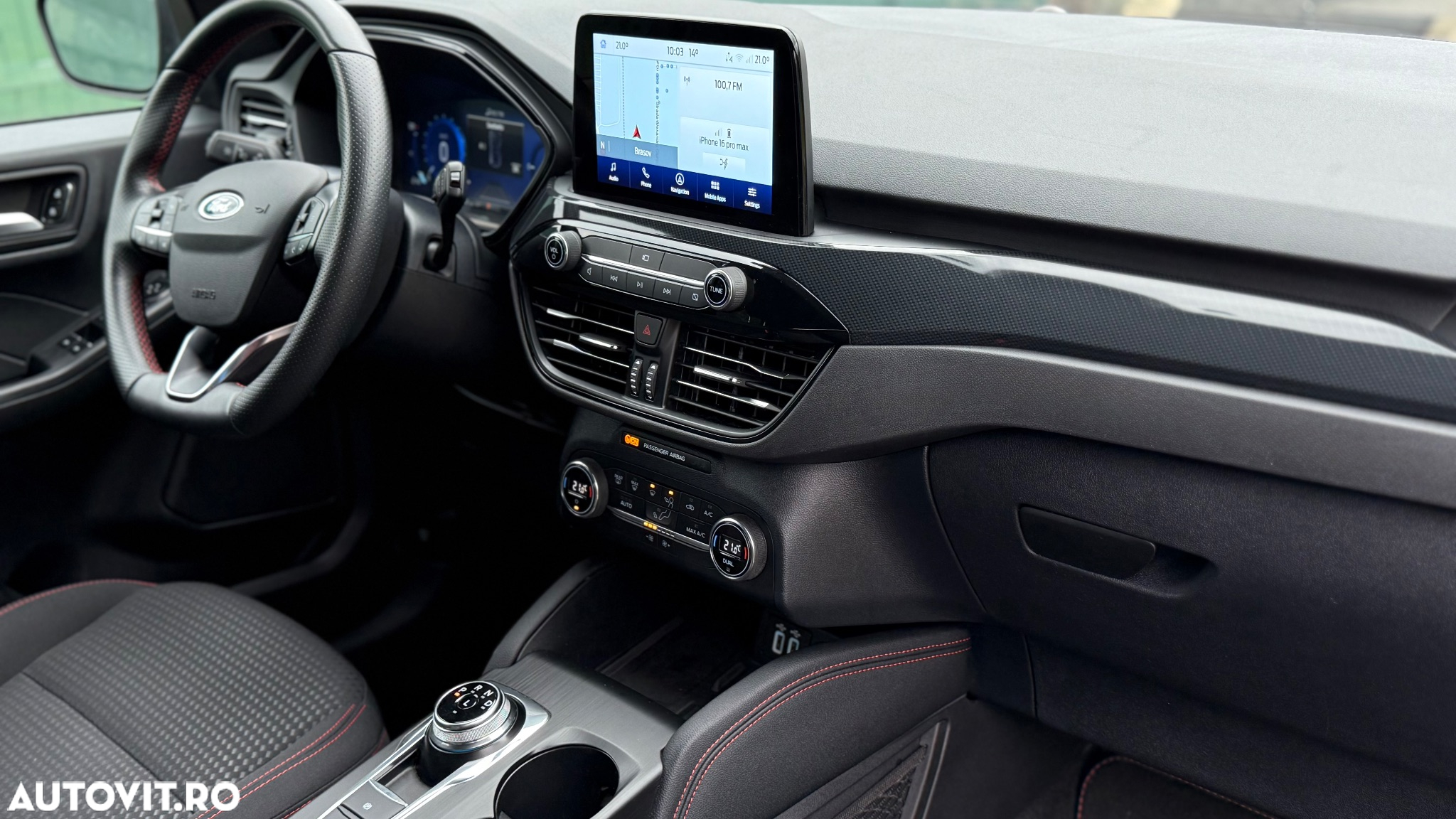 Ford Kuga 2.5 Duratec FHEV ST-LINE - 10