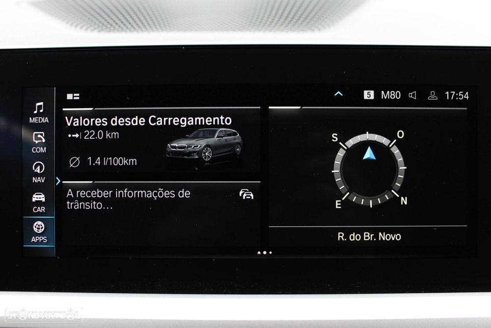 BMW 330 e Touring Auto - 18