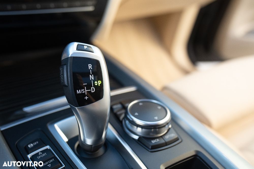 BMW X5 xDrive30d - 11