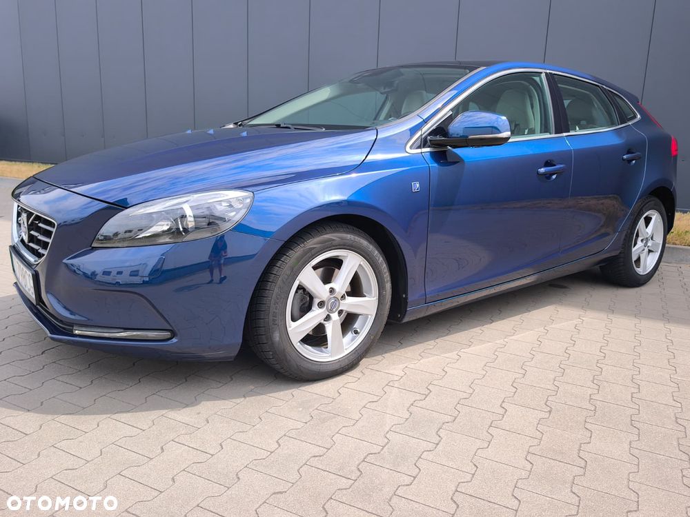 Volvo V40 D2 Ocean Race - 11
