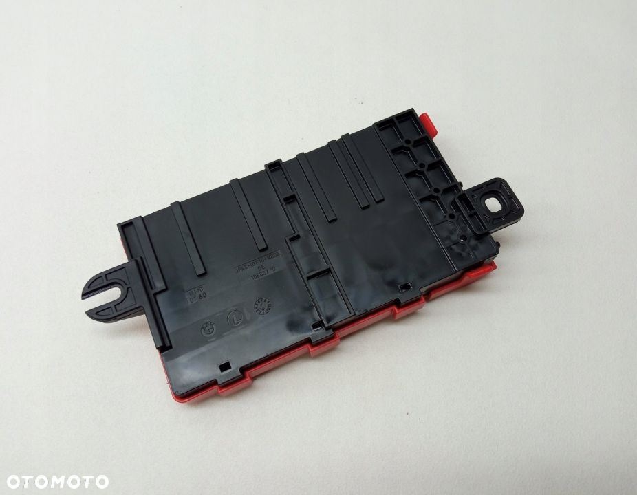 KLEMA ROZDZIELACZ BMW 7 G11 G12 4.4 935374202 - 3