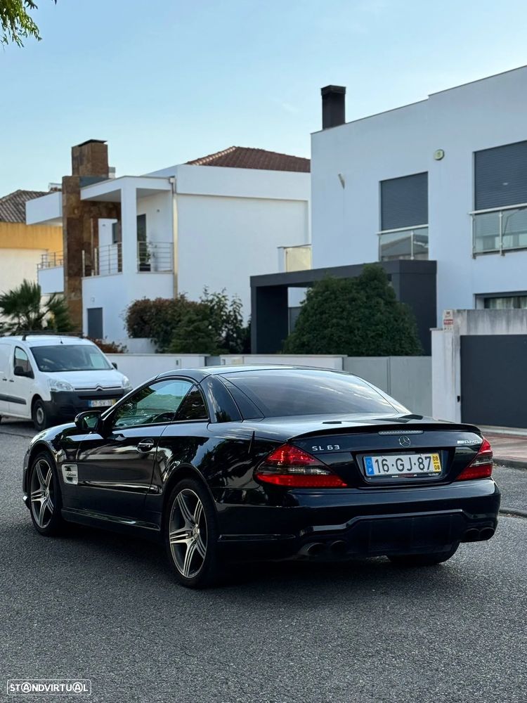 Mercedes-Benz SL 63 AMG Standard - 10