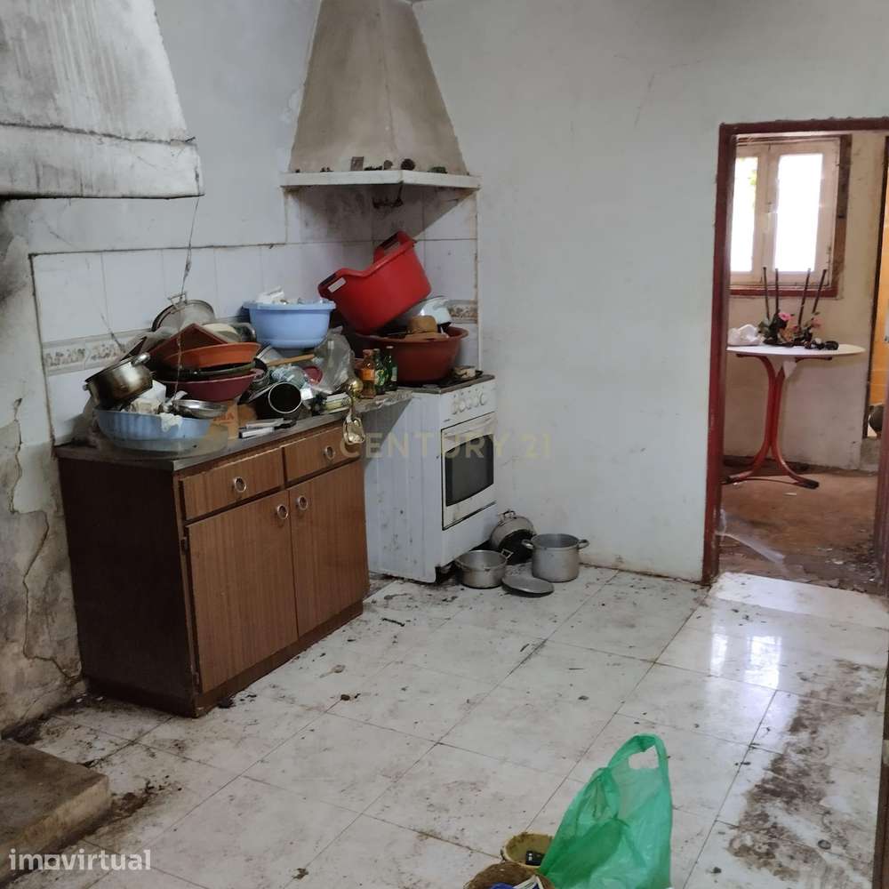 Casa para Recuperar em Ramalhais, Pombal - Grande imagem: 3/17