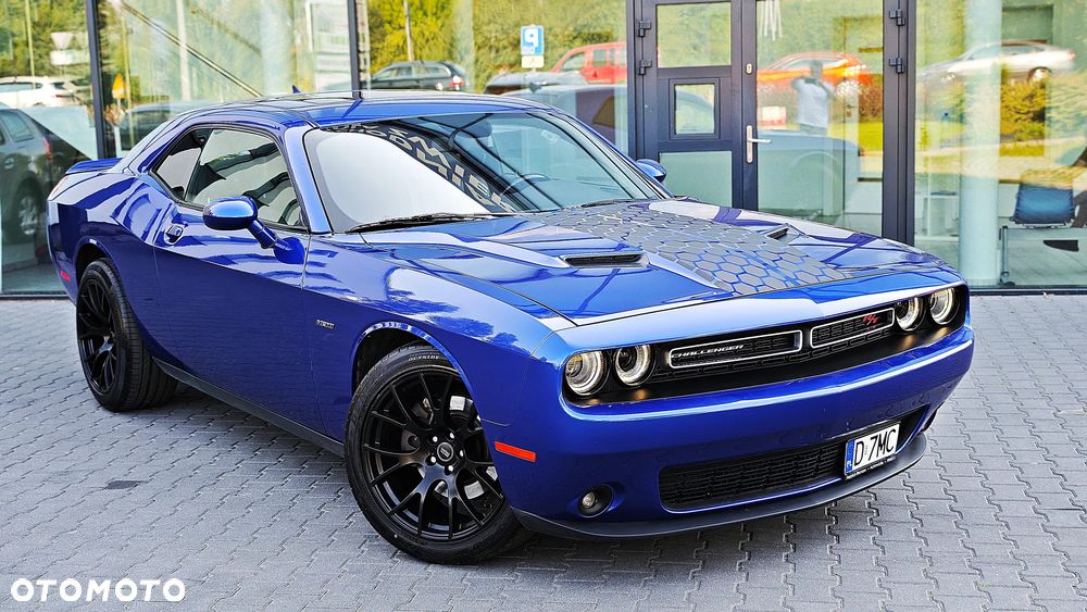 Dodge Challenger - 9