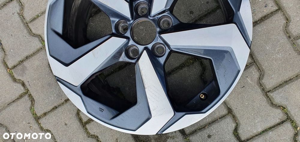 Nissan Felga aluminiowa R208755 18" - 3