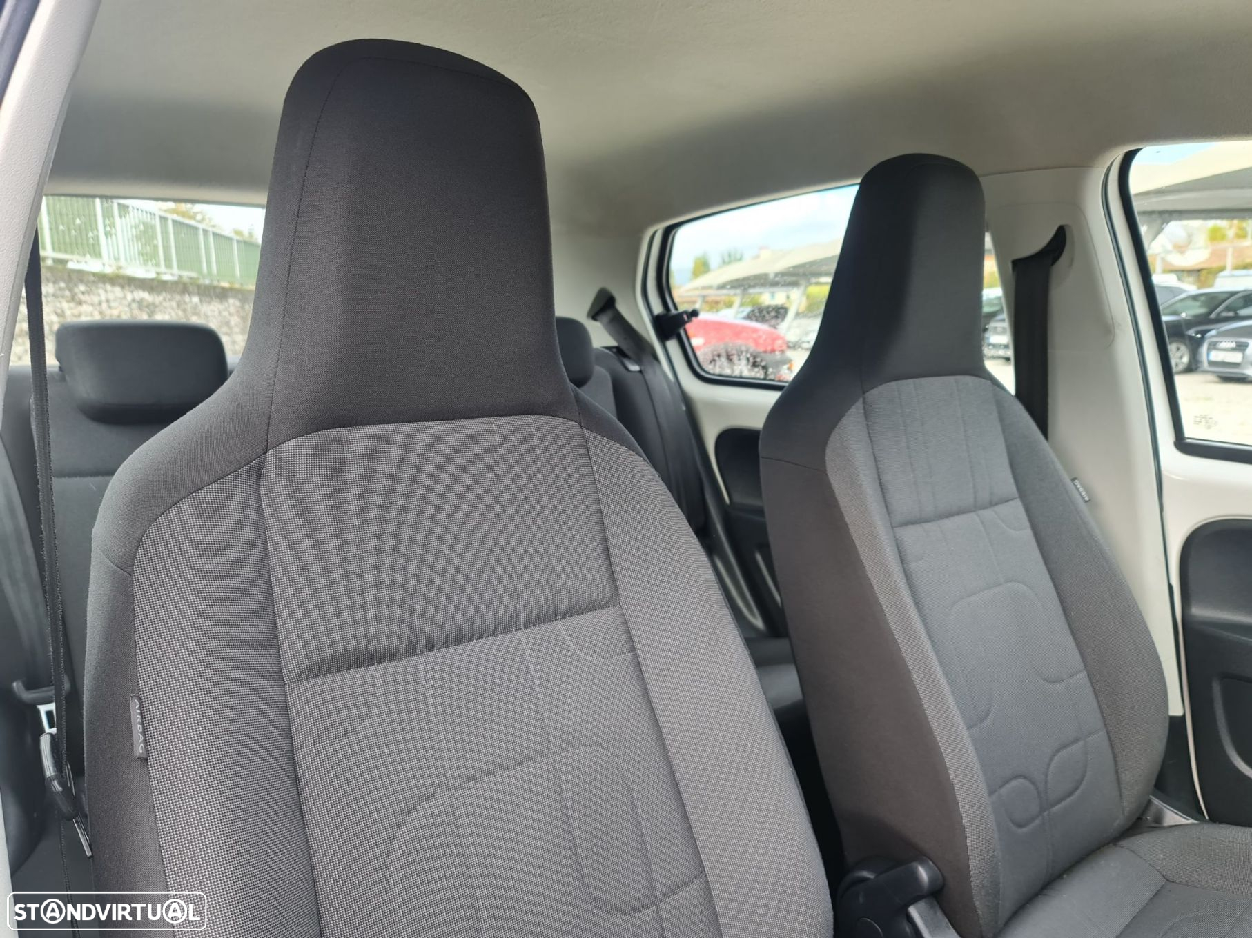 VW Up! move - 10