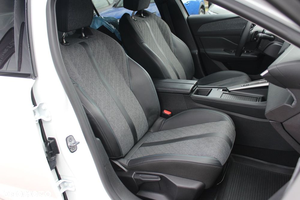 Peugeot 408 1.2 PureTech Allure Pack S&S EAT8 - 13