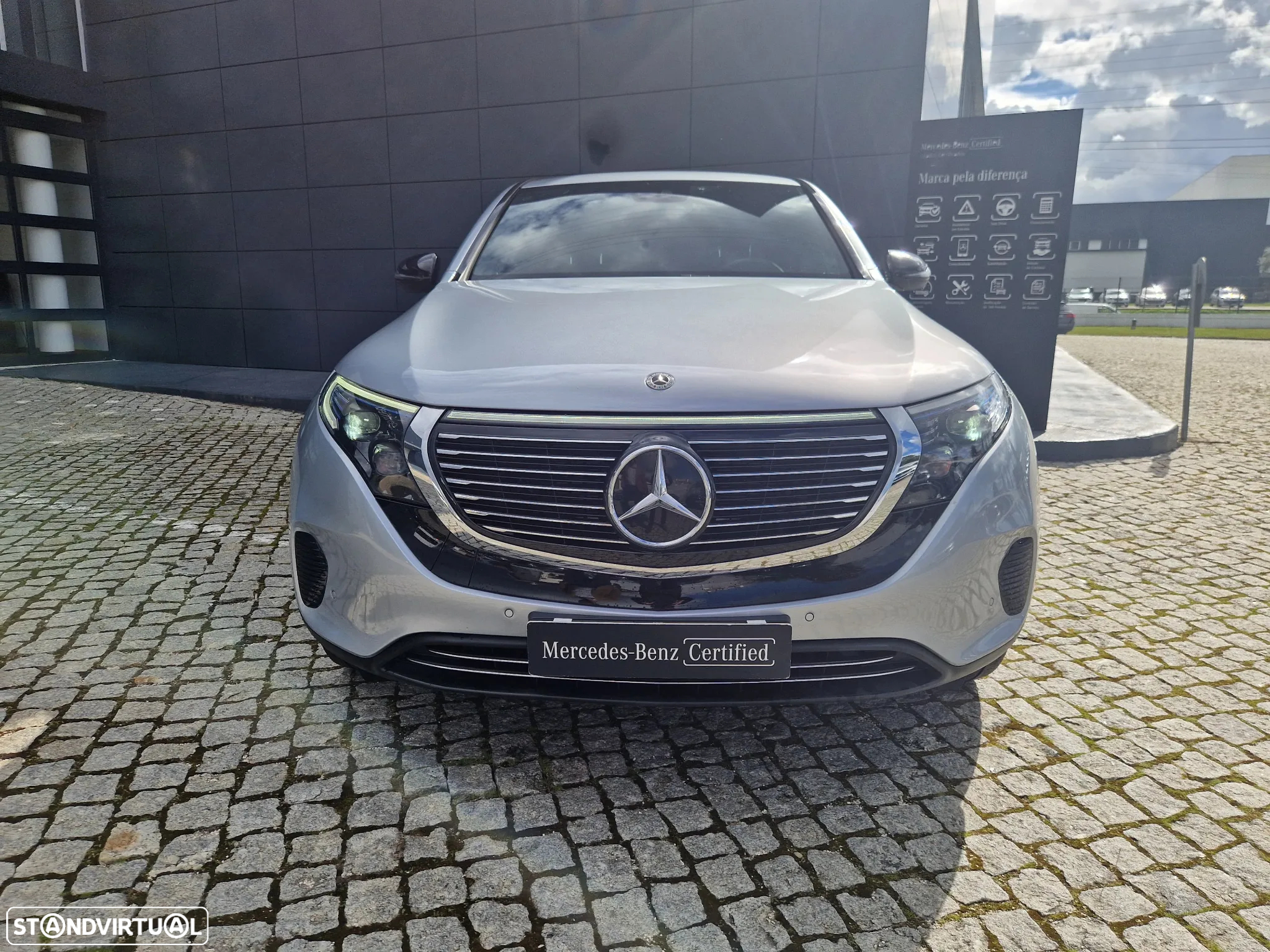 Mercedes-Benz EQC 400 4Matic - 2