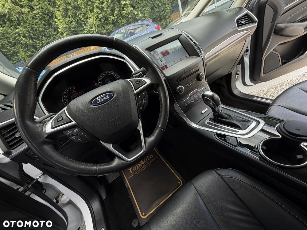 Ford S-Max 2.0 EcoBoost Titanium - 29