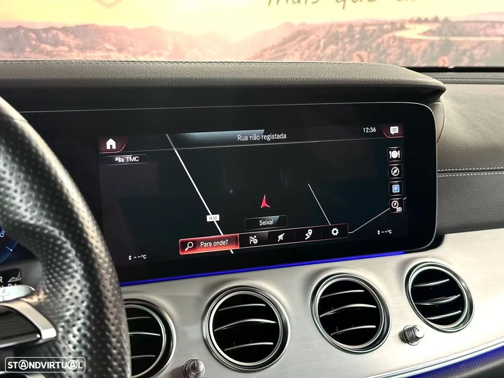 Mercedes-Benz E 300 de 4Matic 9G-TRONIC AMG Line - 29