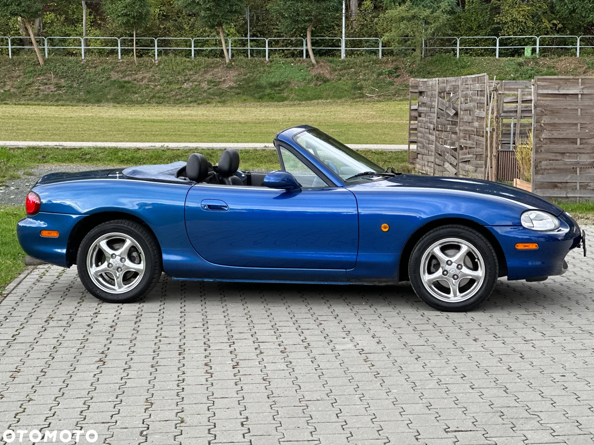 Mazda MX-5 1.9 16V - 10