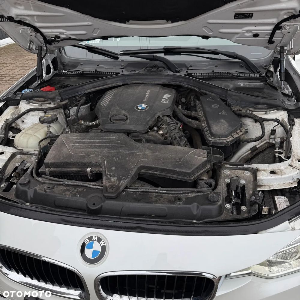 BMW Seria 3 ver-318d - 29
