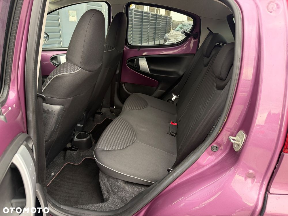 Peugeot 107 1.0 Urban Move Euro5 - 19