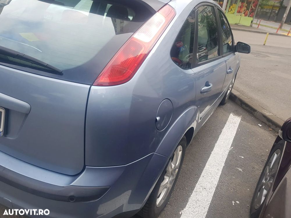 Ford Focus 1.6 Ti-VCT Titanium - 15