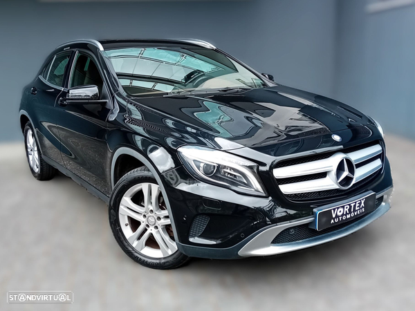 Mercedes-Benz GLA 220 CDi Style 4-Matic