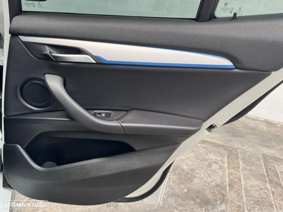 BMW X2 25 e xDrive Pack M - 48
