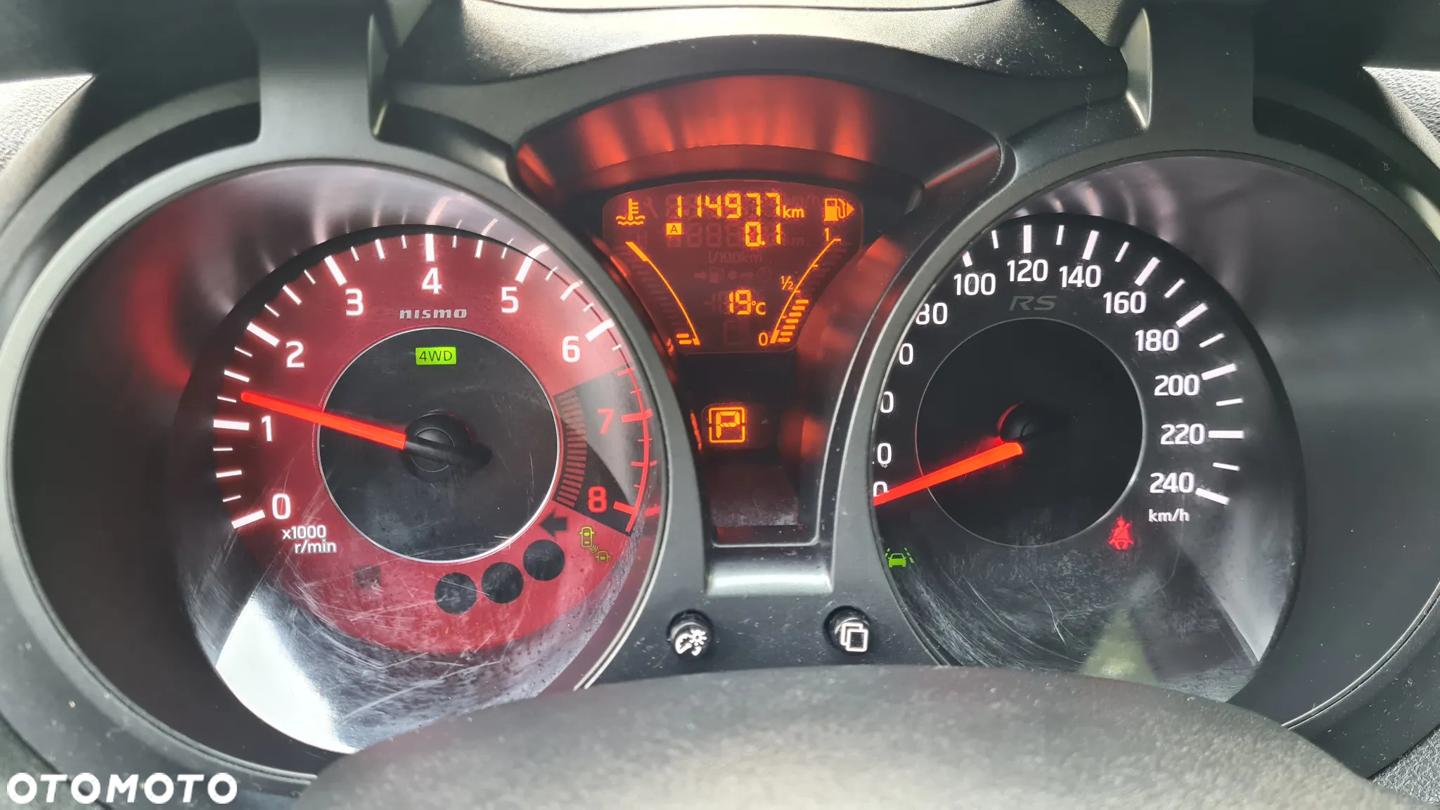 Nissan Juke 1.6 DIG-T Nismo RS 4WD Xtronic - 25