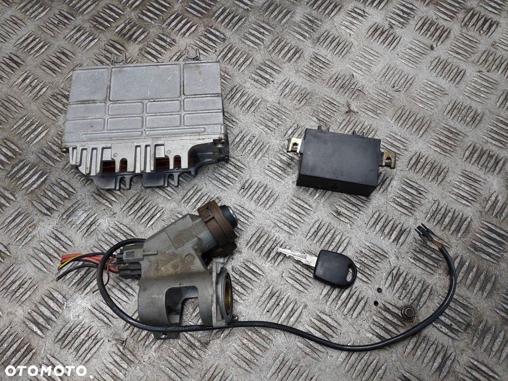 ZESTAW STARTOWY VOLKSWAGEN GOLF III 1.6 8V 032906026D 1H0953257B - 8