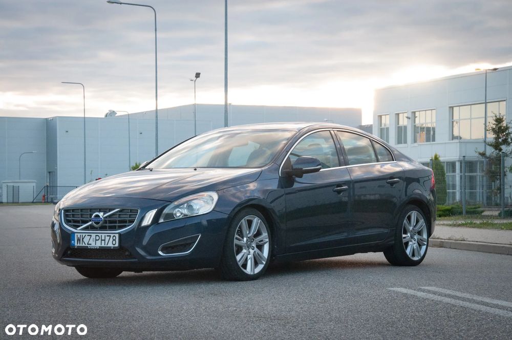 Volvo S60 T6 AWD Summum - 1