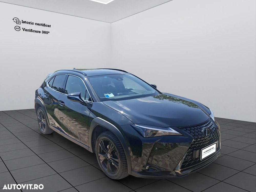 Lexus UX 250h Executive Line - 3