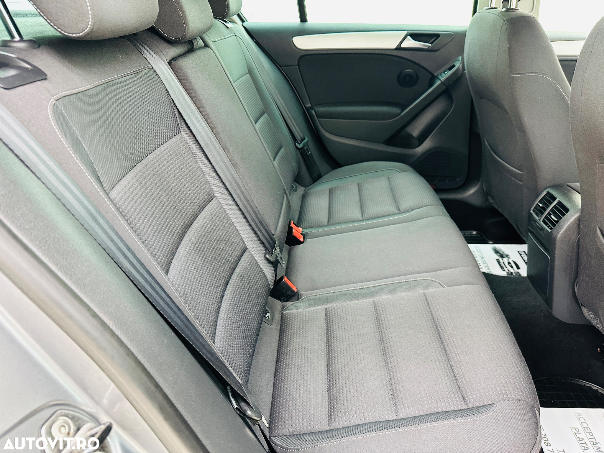 Volkswagen Golf - 16