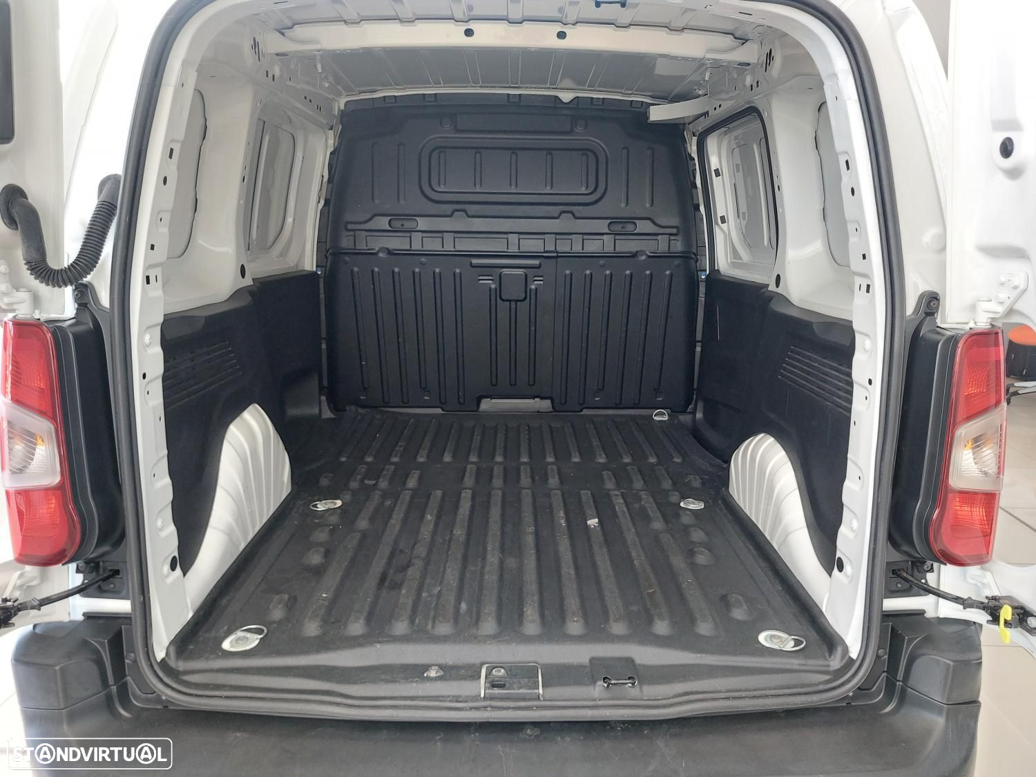 Opel Combo 1.5 CDTI L1H1Enjoy - 9